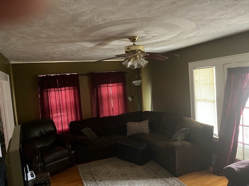 Ceiling fans throughout - 210 Woodbine Ave