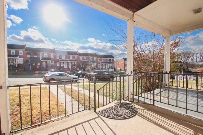 Building Photo - 6816 Eastbrook Ave