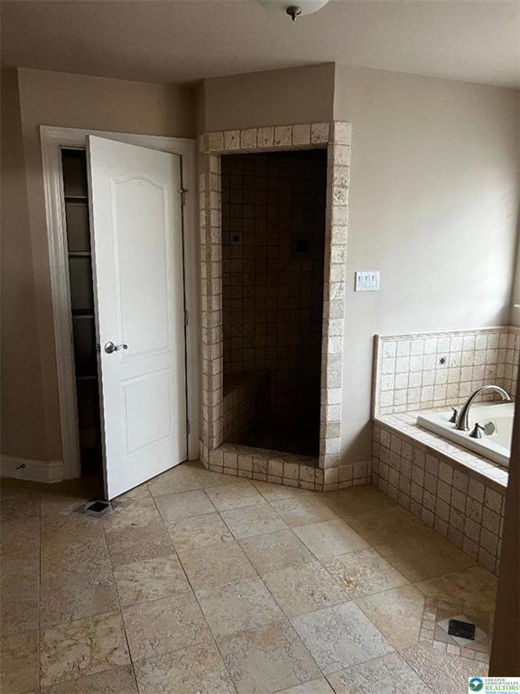 Building Photo - 59 Carousel Ln