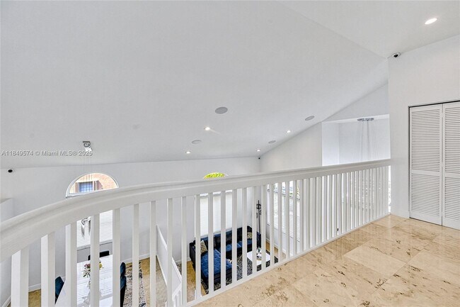 Building Photo - 1500 SW 171st Terrace