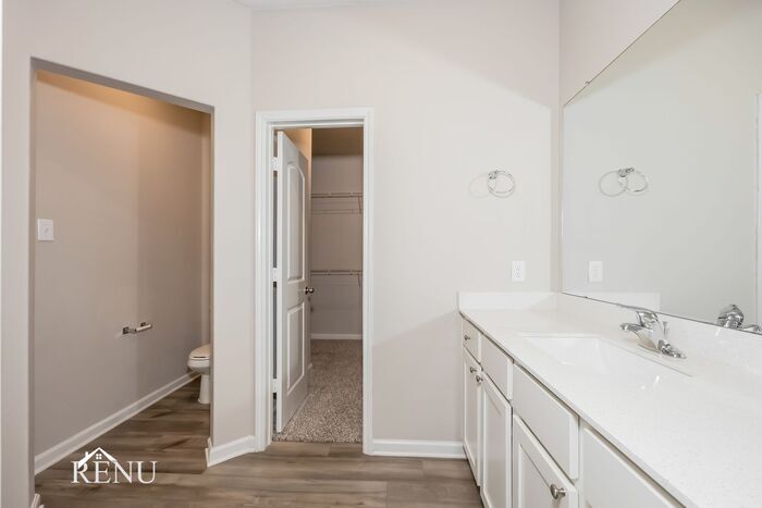 Building Photo - 104 Holster Holw Rd