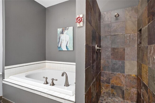 Building Photo - 5377 Reber Pl