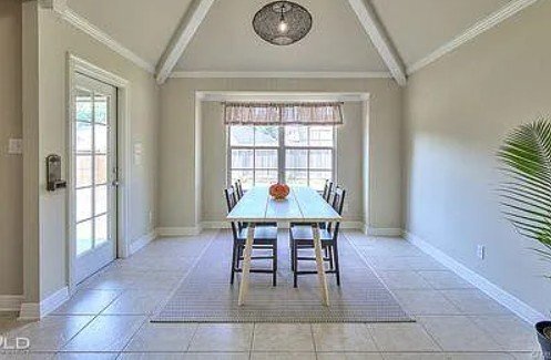 Building Photo - 302 Haguewood Cir