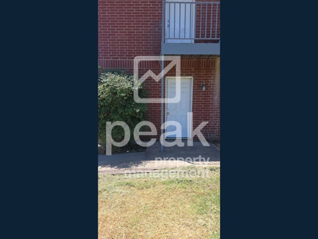 Building Photo - $1,125 2 Bed, 1 Bath in Weatherford! Apply now and save $575! Offer through 2/25!