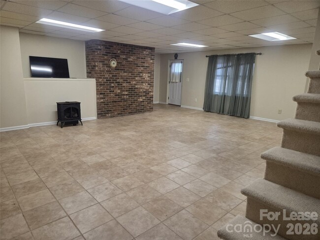 Building Photo - 1568 Triplett Rd