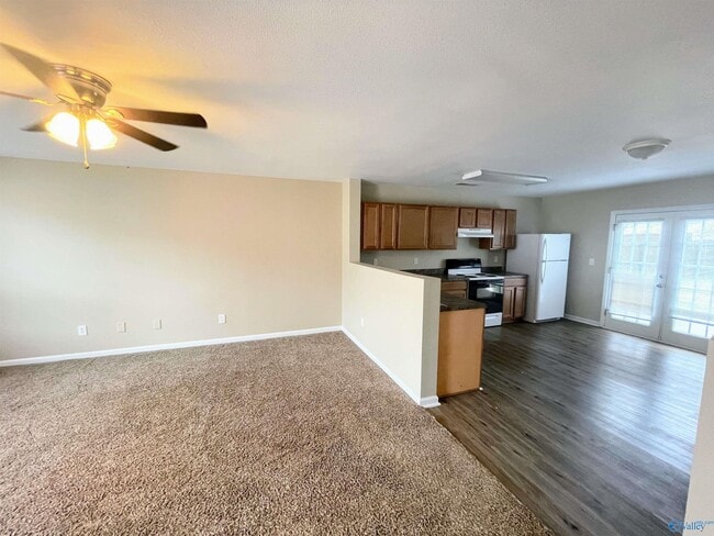Building Photo - 229 Whitestone Dr NE