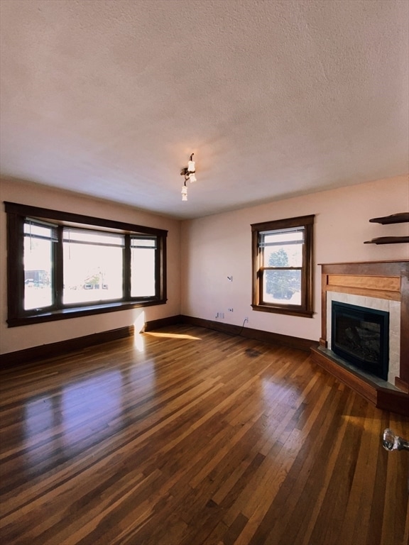 Building Photo - 4-4 Sunset Hill Rd