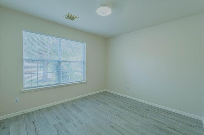 Building Photo - 21210 Pinewalk Brook Ln