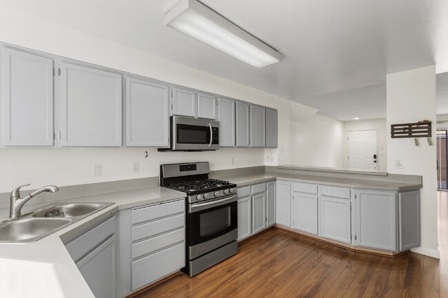 Building Photo - "Experience Perfection: Your Ideal Lifesty...