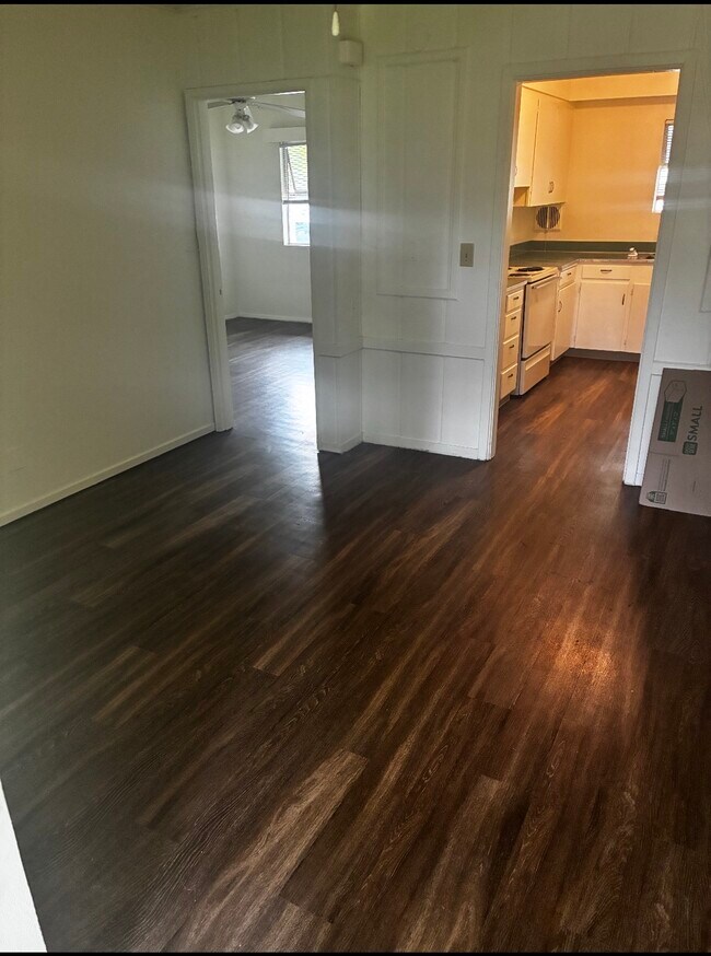 Building Photo - 50 Northshore Rd