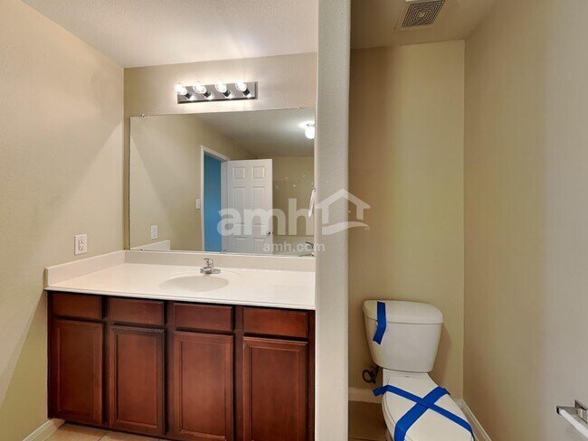 Building Photo - 101 Eider Dr
