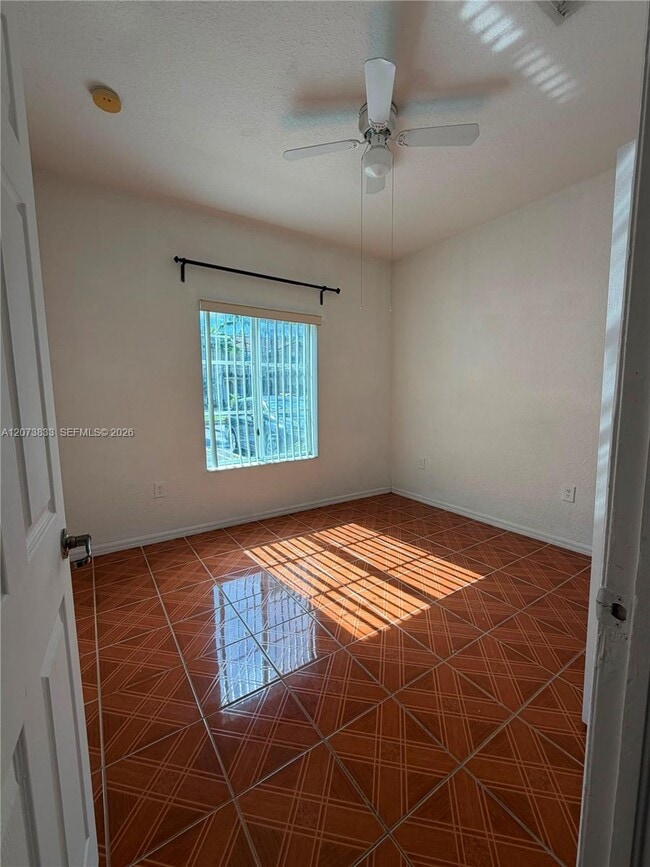 Building Photo - 8245 NW 108th Ave