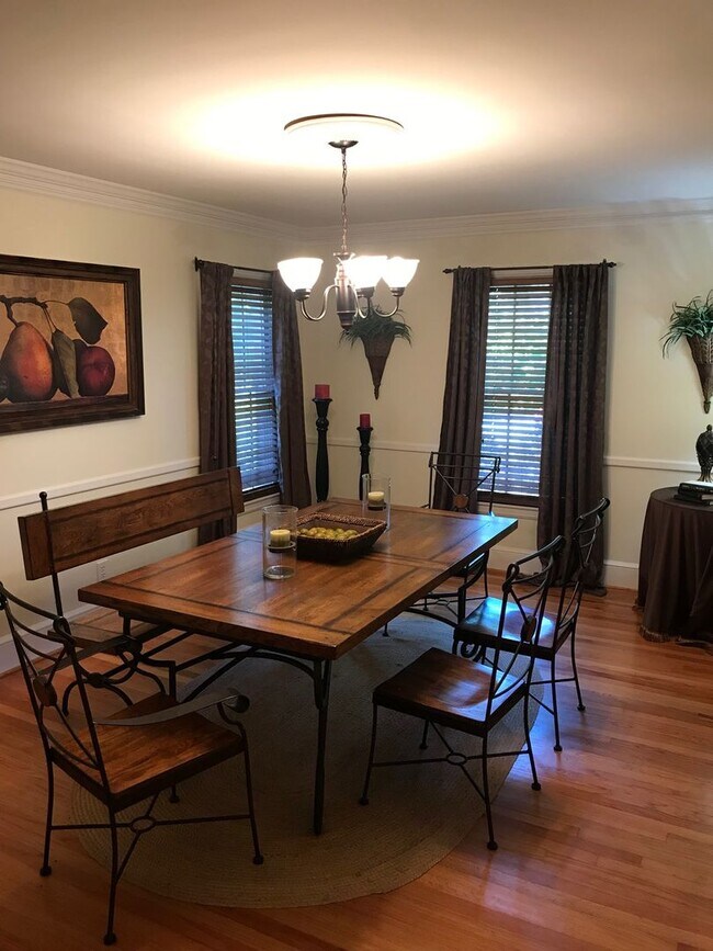 Building Photo - Charming 3BR Home Near Normaltown with Covered Porch & Hardwood Floors
