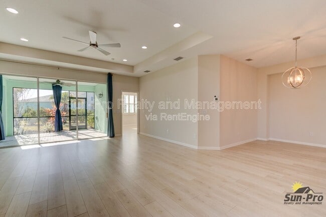 Building Photo - 301 Low Tide Ln