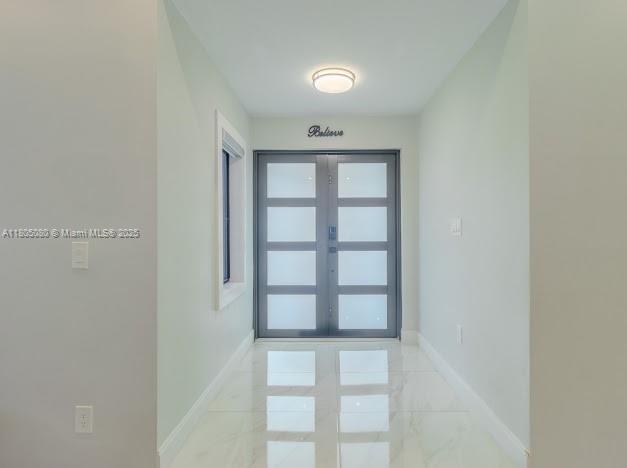 Building Photo - 15615 SW 63rd Ter