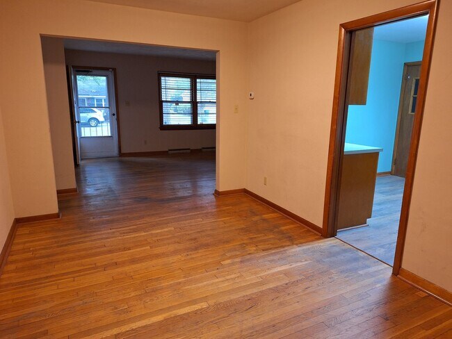 Building Photo - 27 Nutmeg Quarter Pl