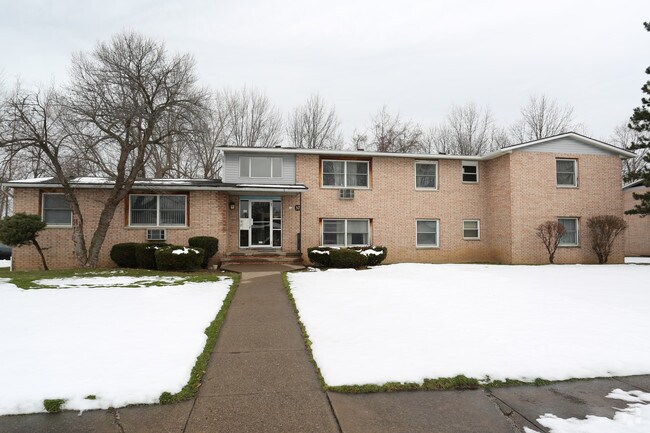 Nisa Lane - 10 Nisa Ln - 1 Year Waiting List