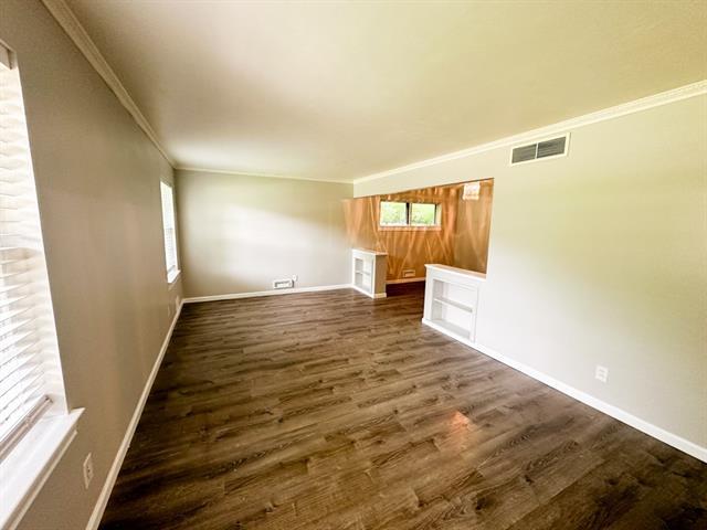 Building Photo - 6461 Danbury Ln