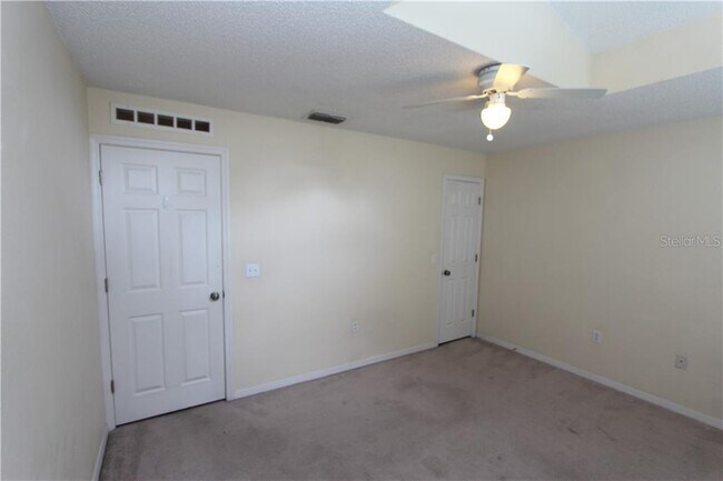 Building Photo - 14120 Econ Woods Ln