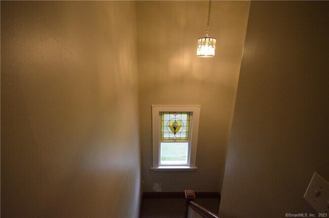 Building Photo - 147 Freeman Ave