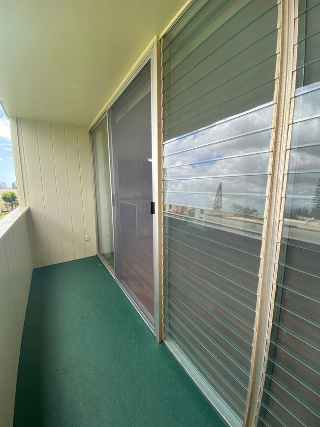 Building Photo - 025RIV