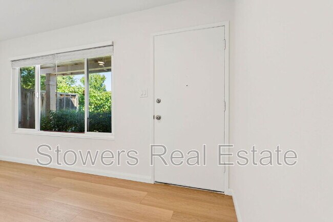 Building Photo - 2535 Heatherlark Cir