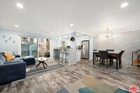 Building Photo - 1734 N Fuller Ave