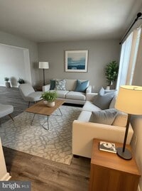 Building Photo - 6605 Huntshire Dr