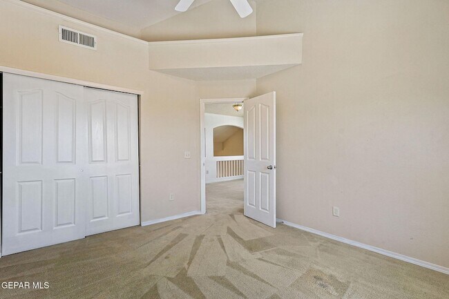 Building Photo - 6377 Franklin Ridge Dr