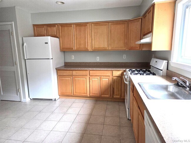 Building Photo - 18 Pavilion Ridge Way