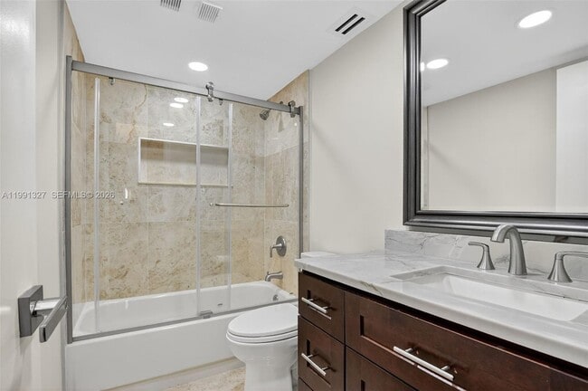 Building Photo - 7145 Promenade Dr