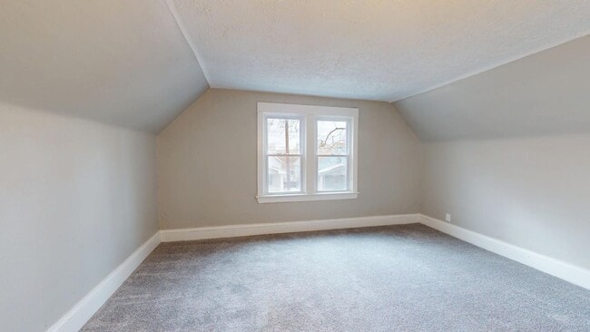 Building Photo - Stockyards Area - 2 Bedrooms - Single Fami...