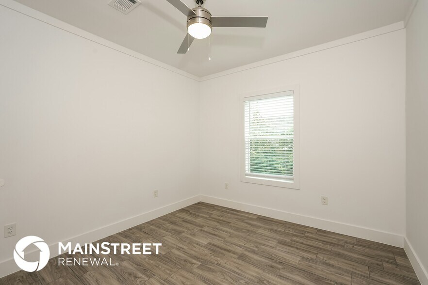 Building Photo - 2910 Wilhurt Ave