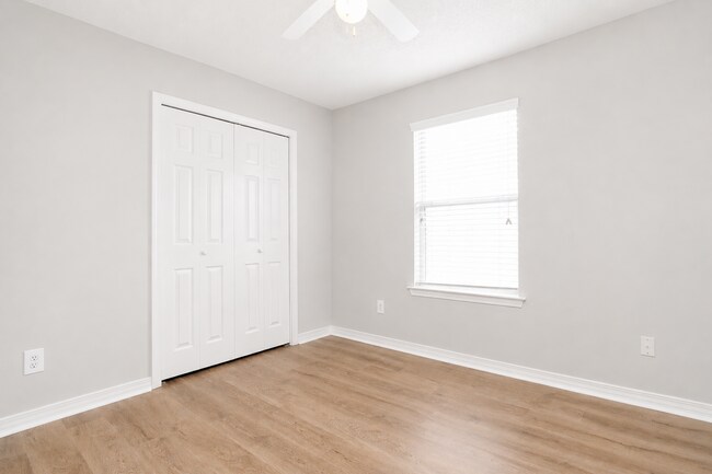 Building Photo - Northwest Pensacola 3BR/2BA Home Near Navy Federal with No Carpet & Privacy-Fenced Backyard