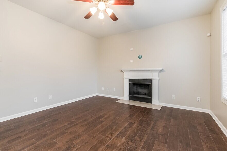 Building Photo - 6522 Grand Hickory Dr
