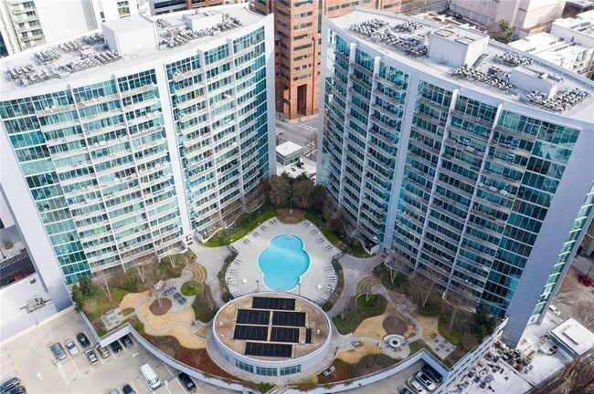 Building Photo - 44 Peachtree Pl NW