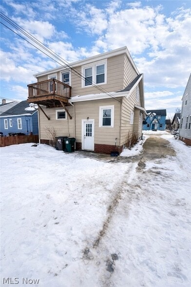 Building Photo - 7014 Thornton Dr