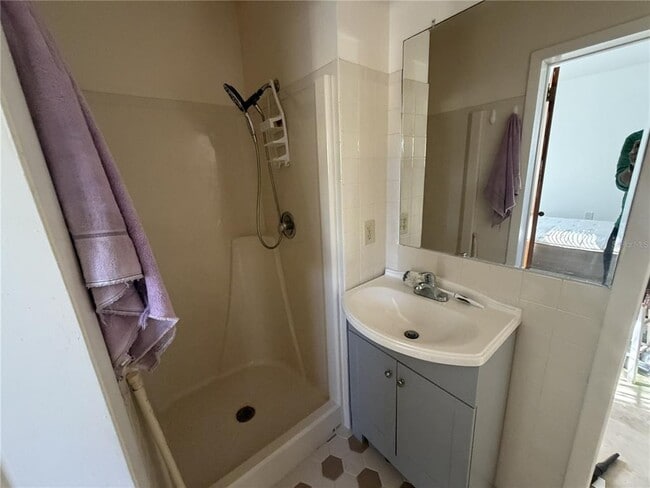 Building Photo - 100 Boca Ciega Dr