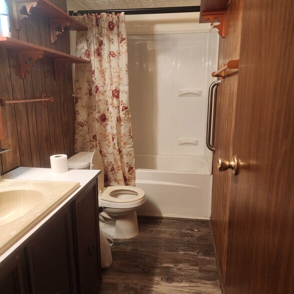 Building Photo - 16614 Hawks Landing Ln