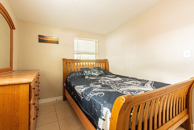 Building Photo - Coastal Charm Meets Modern Comfort – Water...