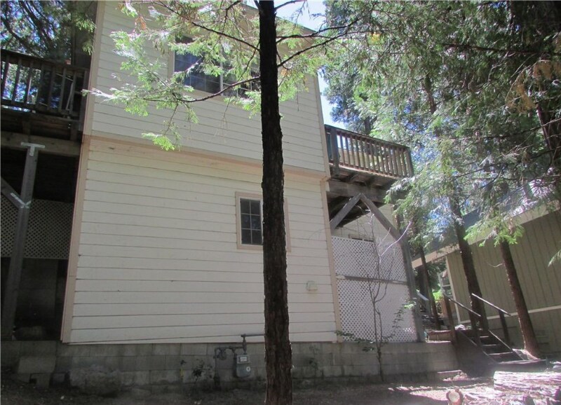 Building Photo - 976 Berne Dr