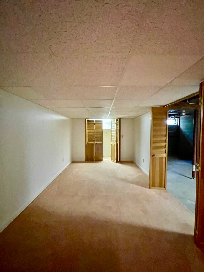 Building Photo - 18 Wilan Ln