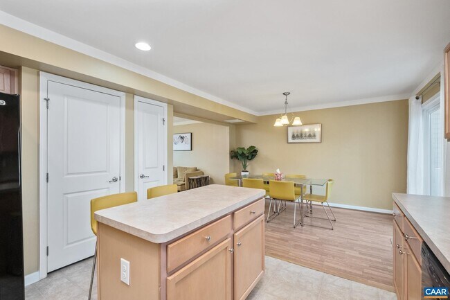 Building Photo - 2358 Jersey Pine Ridge