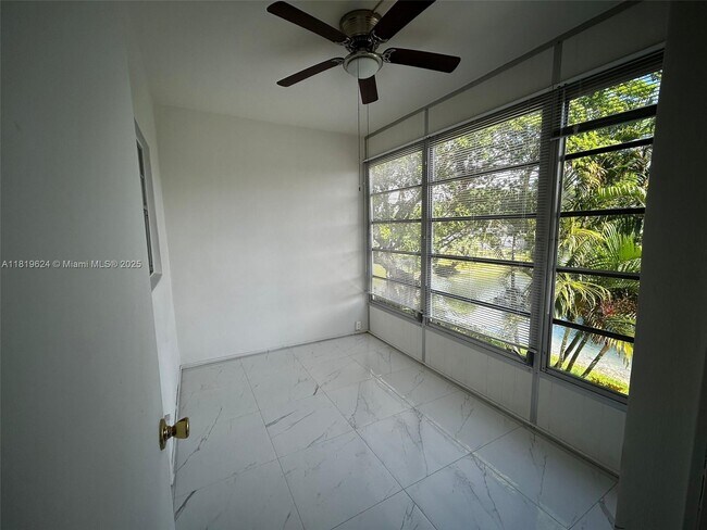 Building Photo - 5003 NW 35th St