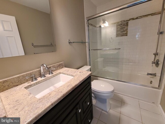 Building Photo - 7420 Houndsbury Ct