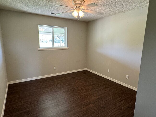 Building Photo - Available July 2025! 4-Bedroom, 2-Bathroom...