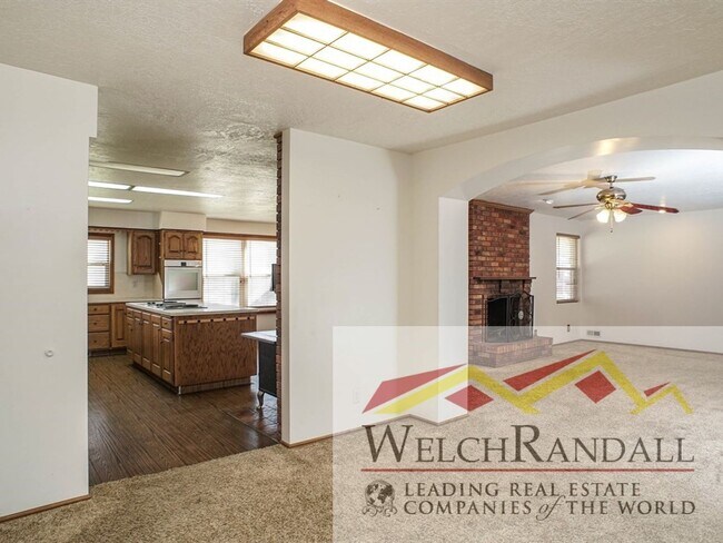 Building Photo - Your Ideal 4-Bed Layton Home - Style, Spac...