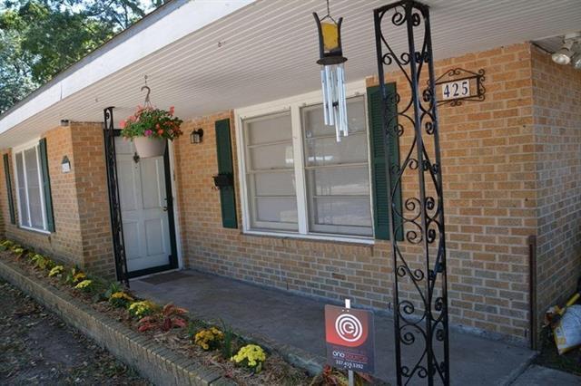 Building Photo - 425 W McNeese St