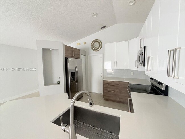 Building Photo - 1628 Salerno Cir