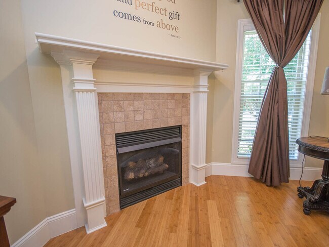 Building Photo - Luxury Living in Canebrake – Spacious, Stylish & Perfectly Located!